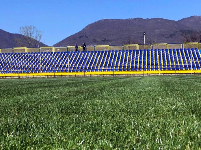 Tuča na fudbalskoj utakmici u Vranju – Dinamo i Vršac međusobno se optužuju, a Vranjanci prete izlaskom iz lige