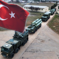Turci nastavljaju da guraju PRST U OKO Amerima: Stiže NOVA POŠILJKA moćnog S-400 (VIDEO)