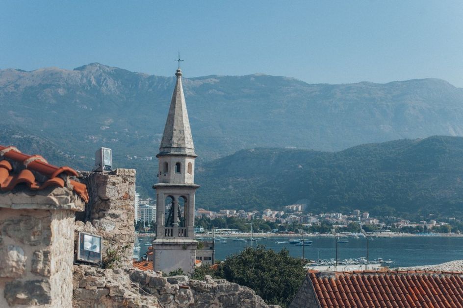 Turistički radnici u Crnoj Gori: Prilagođavanje cena i zbog konkurentne Albanije