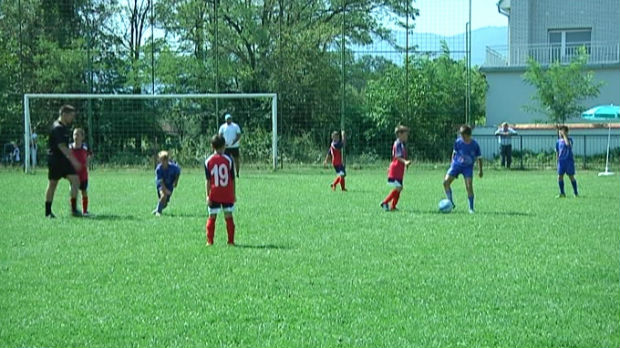 Turnir u fudbalu za decu u Kraljevu