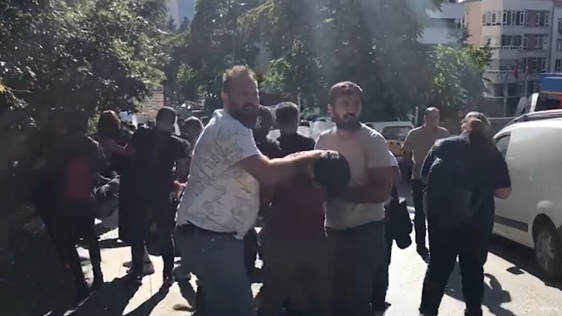 Turska policija razbila Prajd, privedeno 30 ljudi