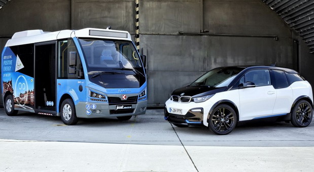 Turski minibus Karsan Jest dobio električne komponente BMW-a i3