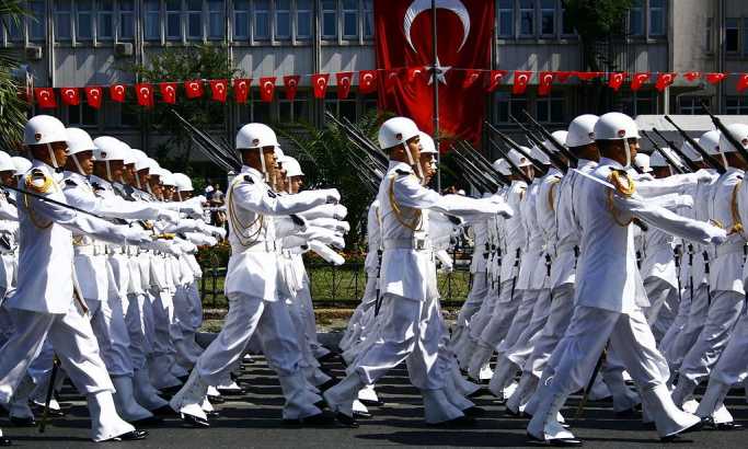 Turski ministar odbrane provocira Grčku?