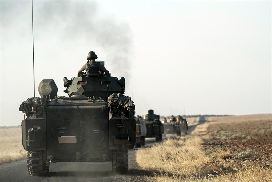 Turski pohod na Siriju: Stigli novi tenkovi (FOTO)