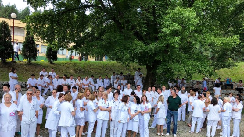 Tuzlanski kanton: Doktori i stomatolozi potpisuju otkaze