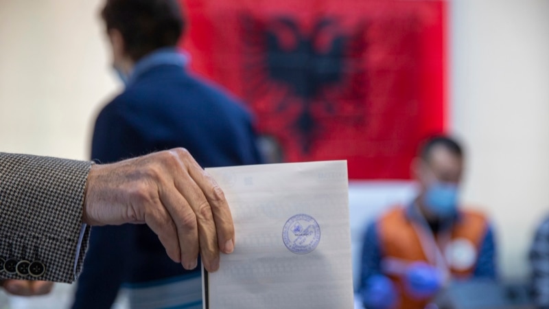 U Albaniji se broje glasovi, Socijalistička partija vodi u većini opština