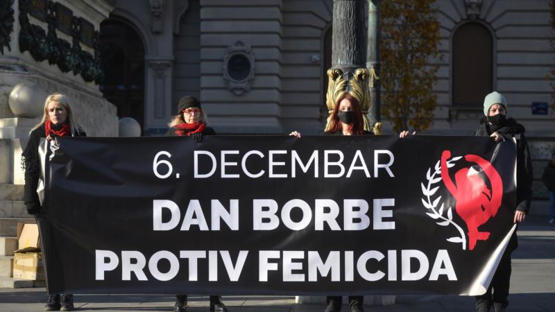 U Beogradu izveden performans Stop ubijanju žena