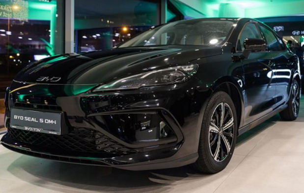 U Beogradu predstavljen superhibrid budućnosti BYD SEAL 5 DM-i