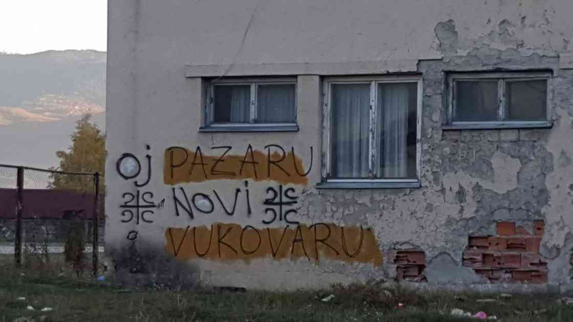 U Beranama osvanuli grafiti „Oj Pazaru novi Vukovaru“ i “Kolji šiptare”