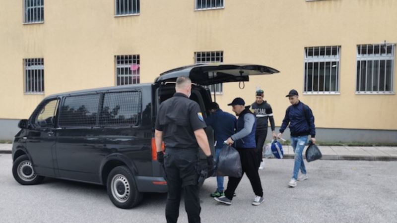 U BiH izrečena mjera protjerivanja za 13 migranata