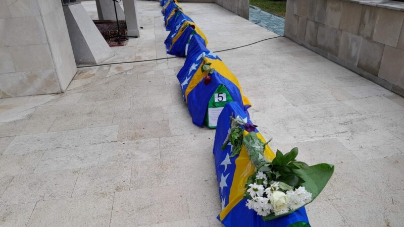 U Bratuncu sahranjeno šest žrtava ratnog zločina, najmlađa imala sedam godina