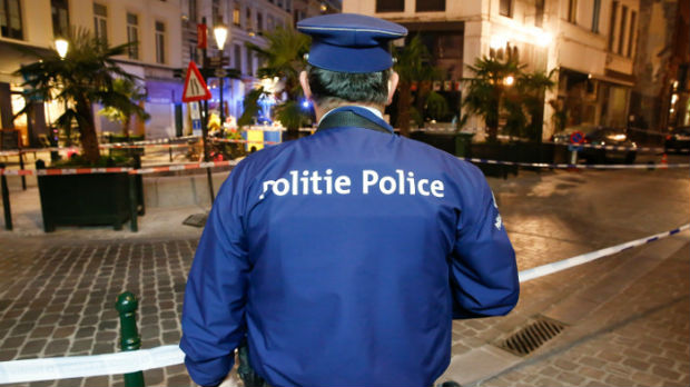 U Briselu izboden policajac, napadač ranjen