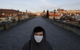 
					U Češkoj više od 15.000 novozaraženih, najviše u jednom danu 
					
									