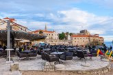 U Crnoj Gori vlada razočaranje među ugostiteljima – izgleda da kovida ima samo po kafićima