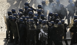U Francuskoj 111 pritvorenih na protestima