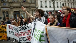 U Francuskoj danas 28. dan štrajka, sindikati nezadovoljni Makronovim govorom