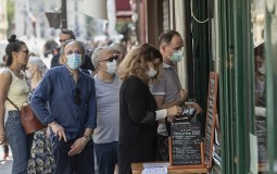 
					U Francuskoj opada pritisak na bolnice zbog koronavirusa 
					
									