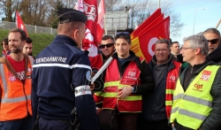 U Francuskoj štrajk protiv reforme penzije, pregovori od 7. januara (VIDEO)