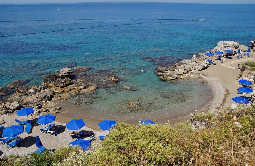 U Grčkoj nema više “zabranjenih” plaža, turisti će svuda moći da rašire svoj peškir i suncobran