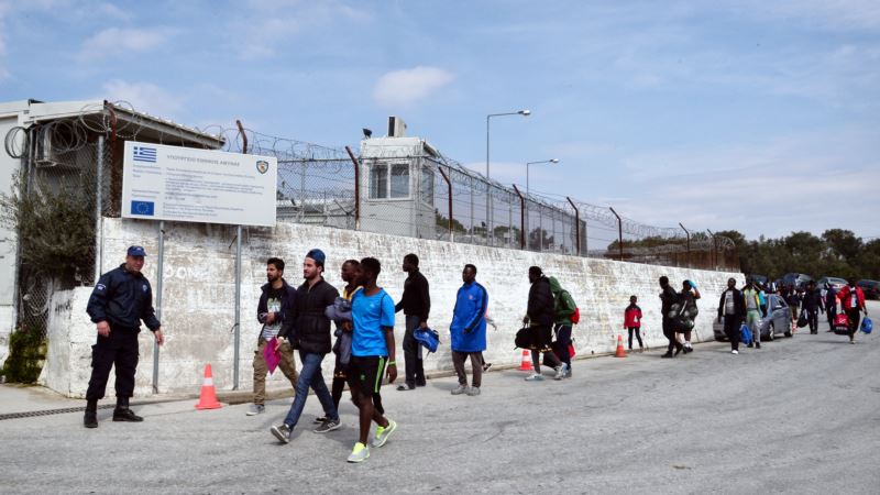 U Grčku pristižu novi migranti