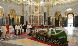 Hram Svetog Save: Patrijarh Irinej sahranjen u kripti, u prisustvu državnog vrha
