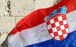
					U Hrvatskoj rekordnih 255 novozaraženih 
					
									