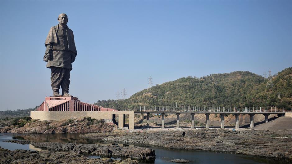 U Indiji otkrivena statua viša od 180 metara