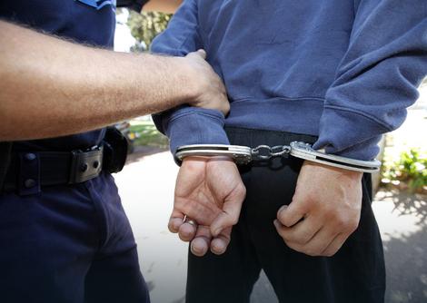 U Kanjiži uhapšena dva policajca - tražili i primali mito
