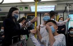 
					U Kini potvrđena prva smrt od virusa van glavnog mesta epidemije 
					
									