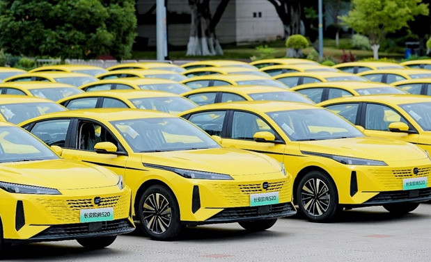 U Kini proizvedena prva serija električnih automobila koji podržavaju brzu zamenu baterija