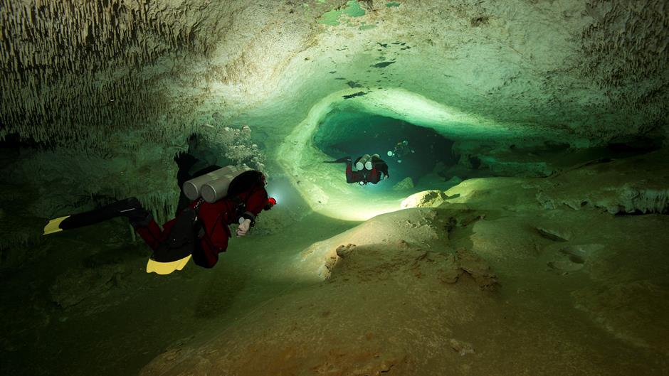 U Meksiku pronađena najveća povezana podvodna pećina