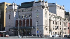 U Narodnom pozorištu u Beogradu mole Svetislava Buleta Goncića da ponovo razmotri svoju odluku o odlasku iz ove kuće