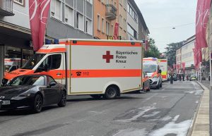 U Nemačkoj muškarac ubio nožem tri porlaznika, šestoro ranjeno