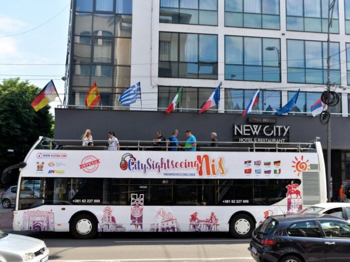 U Nišu opet obilazak turističkim autobusom i panoramsko razgledanje