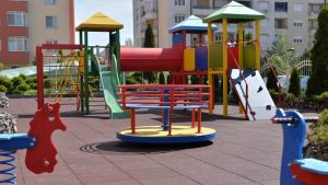 U Nišu otvoreno još jedno dečije igralište koje je donirala SBB fondacija
