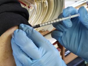 U Nišu počela vakcinacija protiv sezonskog gripa, od petka i u Pirotskom okrugu 