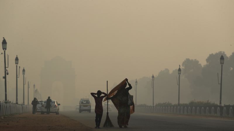U Nju Delhiju podijeljeno pet miliona zaštitnih maski