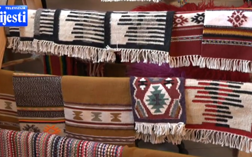 U Petnjici čuvaju viševjekovnu tradiciju tkanja ćilima
