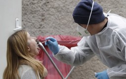 
					U Poljskoj skoro 10.000 zaraženih virusom korona za dan 
					
									
