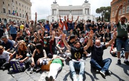 
					U Rimu protest protiv italijanske vlade 
					
									