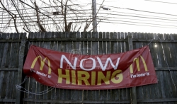 U SAD u januaru otvorene 304.000 novih radnih mesta