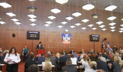 Odbornici Saveza za Srbiju napustili sednicu Skupštine Beograda, tvrde da su izloženi nasilju