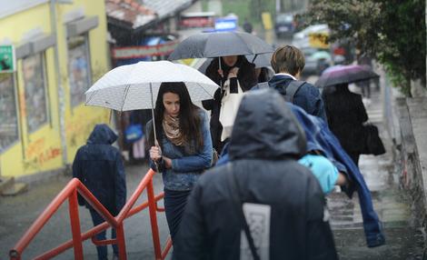 U Srbiji danas oblačno sa slabom kišom, temperatura do 20 stepeni