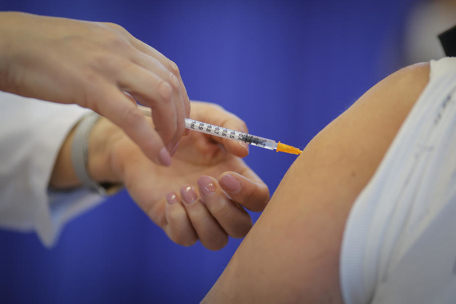 U Srbiji dato više od 4,88 miliona doza vakcina
