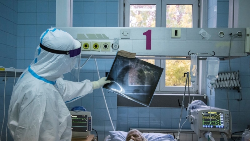 U Srbiji još 46 umrlih od koronavirusa, čeka se finalna odluka o kovid propusnicama