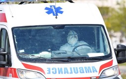 
					U Srbiji još troje preminulo od posledica koronavirusa, novoinficiranih nešto više od 1 odsto 
					
									