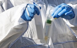 
					U Srbiji od koronavirusa još jedna osoba preminula, 201 novi slučaj zaraze 
					
									
