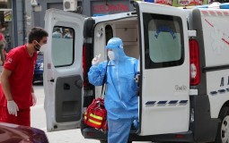 
					U Srbiji pet osoba preminulo od virusa korona u poslednja 24 sata, novozaraženih 238 
					
									