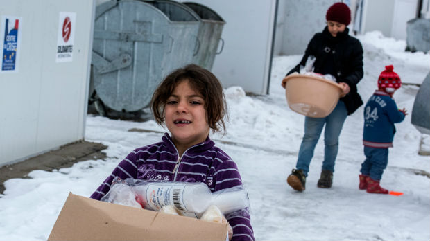 U Srbiji više od 700 dece migranata bez pratnje roditelja