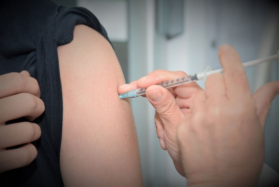Stiglo dodatnih 10.000 doza vakcina